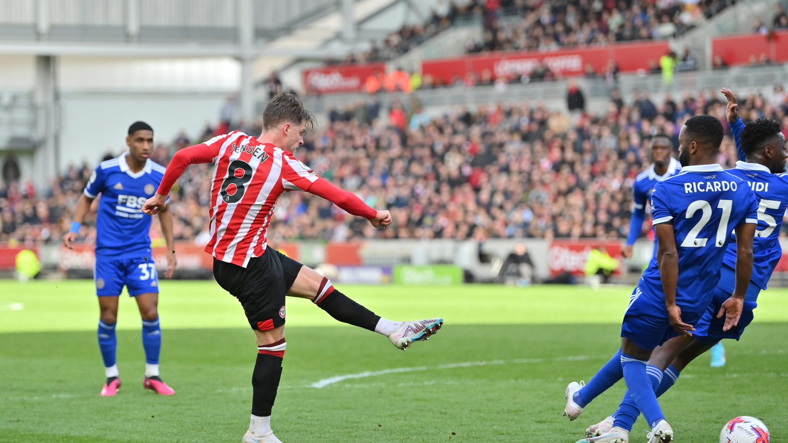Nhận định soi kèo Brentford vs Leicester lúc 22h00 ngày 30/11/2024 nhan-dinh-soi-keo-brentford-vs-leicester-luc-22h00-ngay-30-11-2024-1