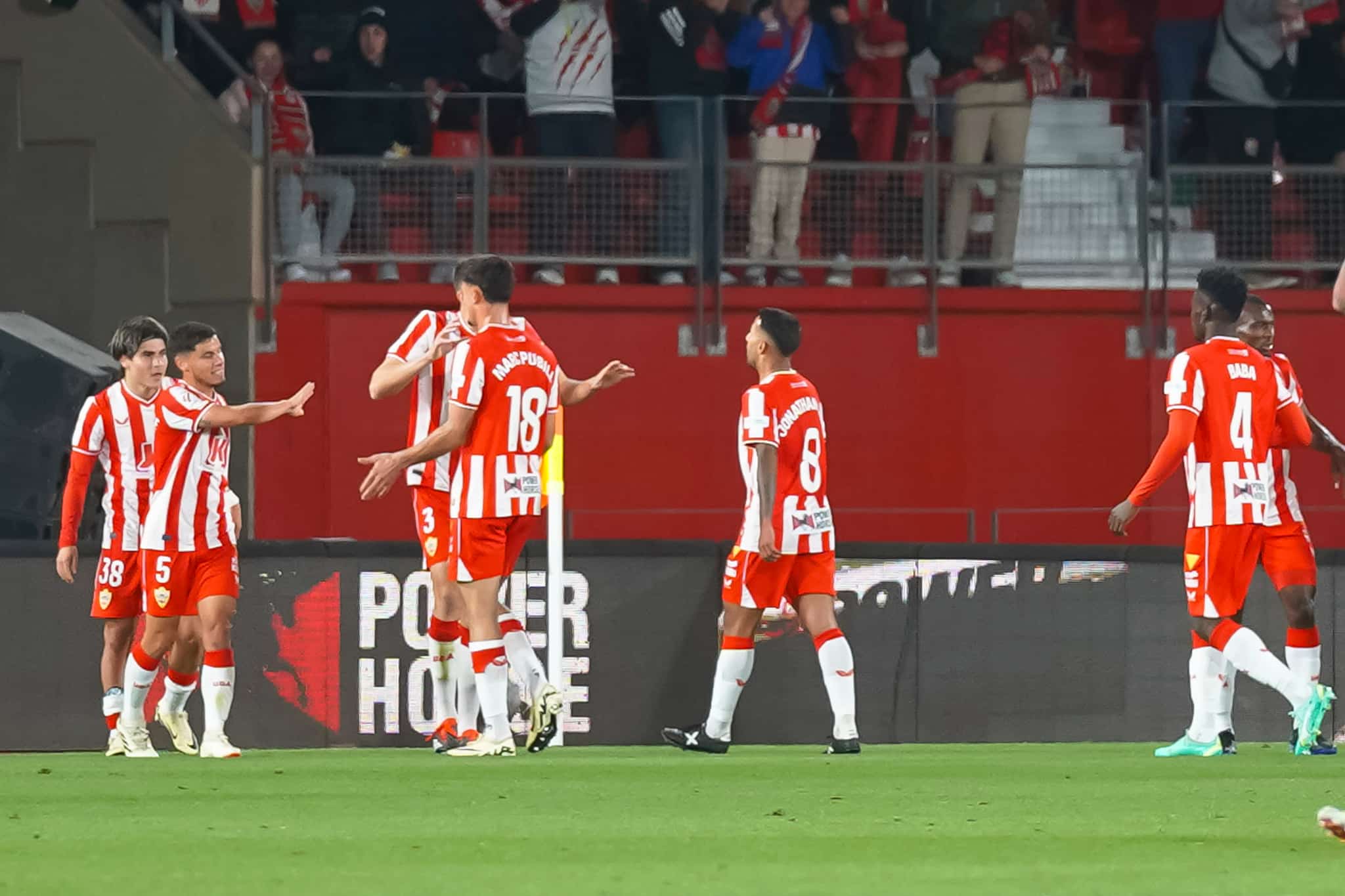 nhan-dinh-soi-keo-almeria-vs-mirandes-luc-02h30-ngay-14-12-2024