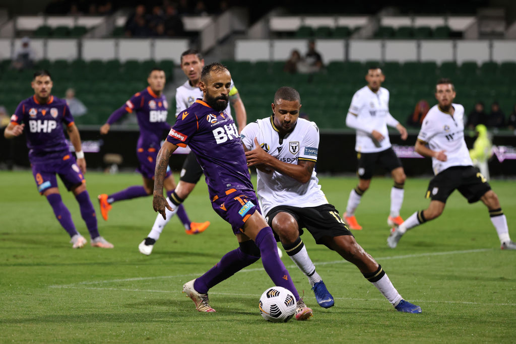 nhan-dinh-soi-keo-perth-glory-vs-macarthur-luc-18h45-ngay-27-12-2024
