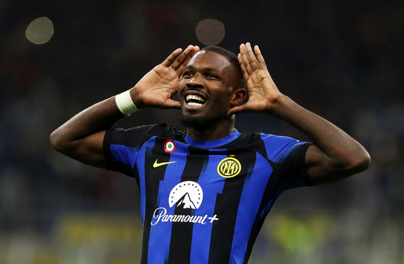 arsenal-bat-ngo-nham-den-marcus-thuram-inter-milan-dua-ra-thach-thuc-70-trieu