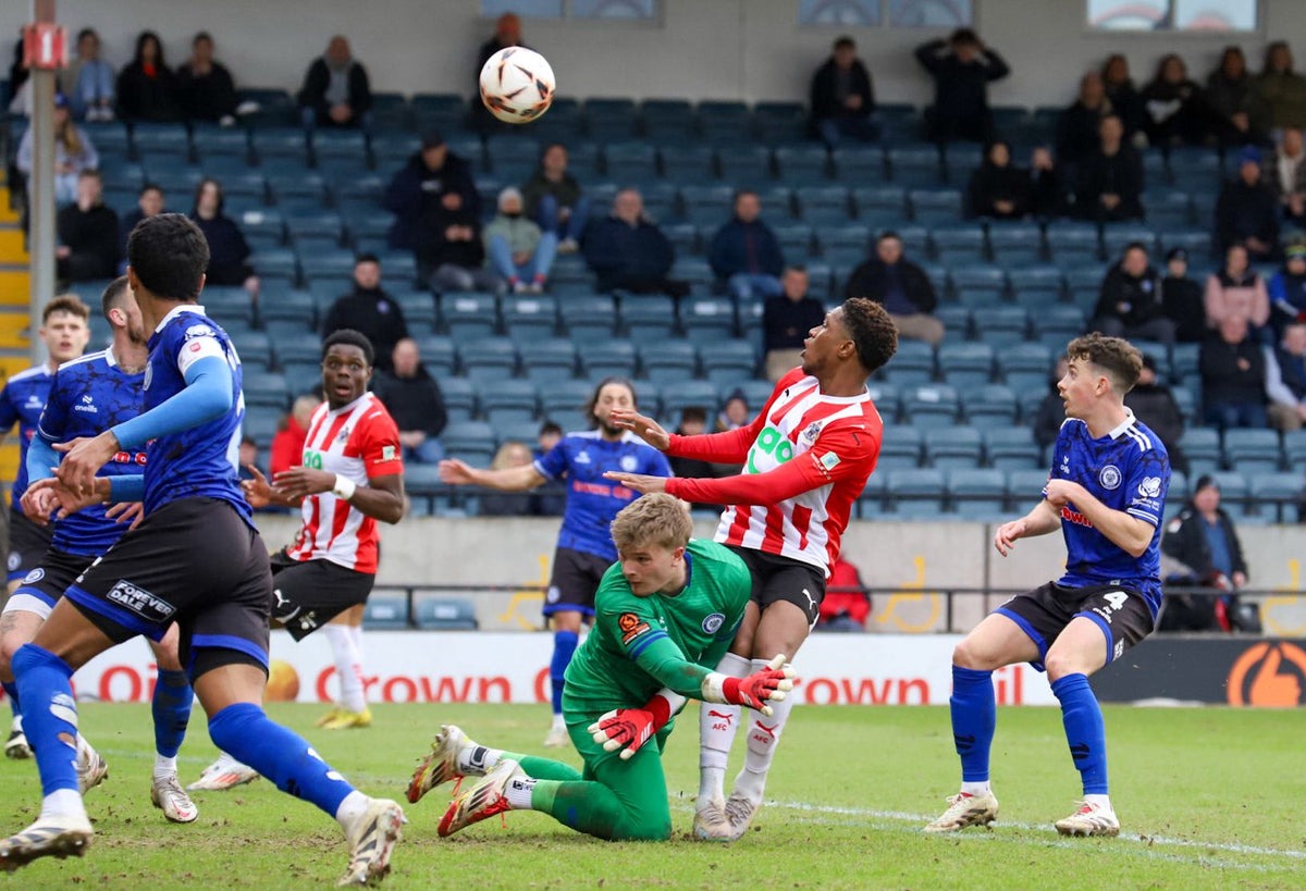 Nhận định soi kèo Altrincham vs Wealdstone lúc 02h45 ngày 19/3/2025 nhan-dinh-soi-keo-altrincham-vs-wealdstone-luc-02h45-ngay-19-3-2025-1