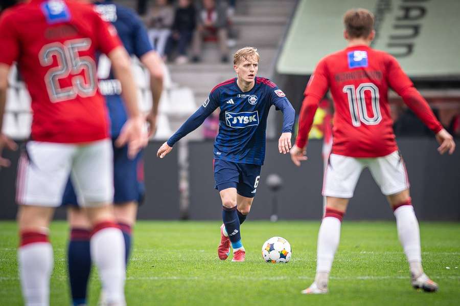 nhan-dinh-soi-keo-vejle-vs-lyngby-luc-0h00-ngay-13-5-2025