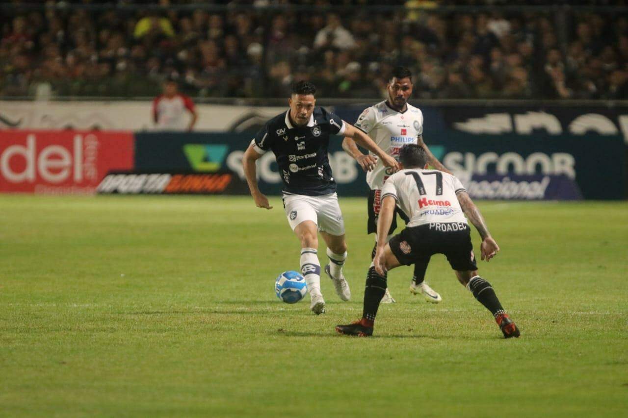 nhan-dinh-soi-keo-remo-vs-operario-luc-05h00-ngay-9-6-2025-1