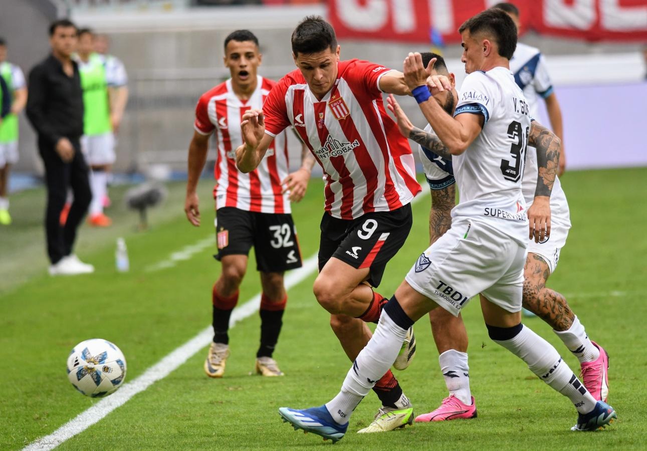 nhan-dinh-soi-keo-estudiantes-vs-velez-sarsfield-luc-06h30-ngay-9-7-2025-1