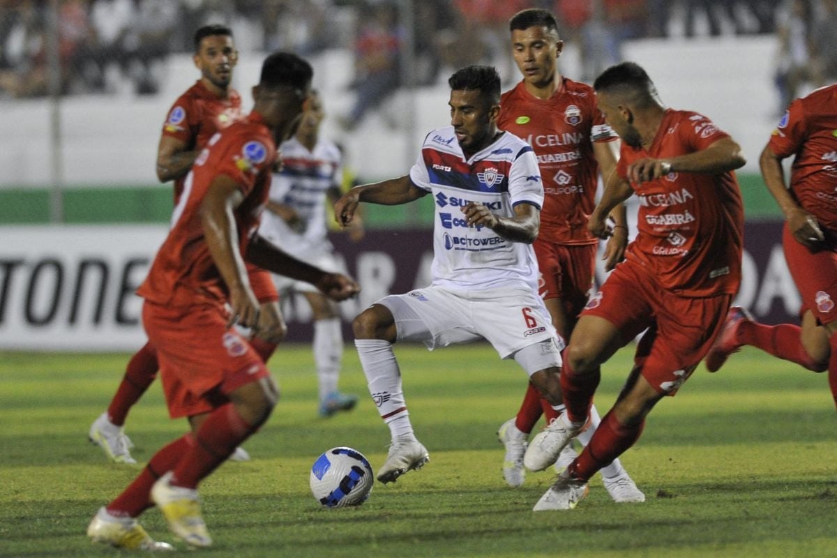 Nhận định soi kèo Wilstermann vs Guabira lúc 07h00 ngày 8/7/2025 nhan-dinh-soi-keo-wilstermann-vs-guabira-luc-07h00-ngay-8-7-2025-1