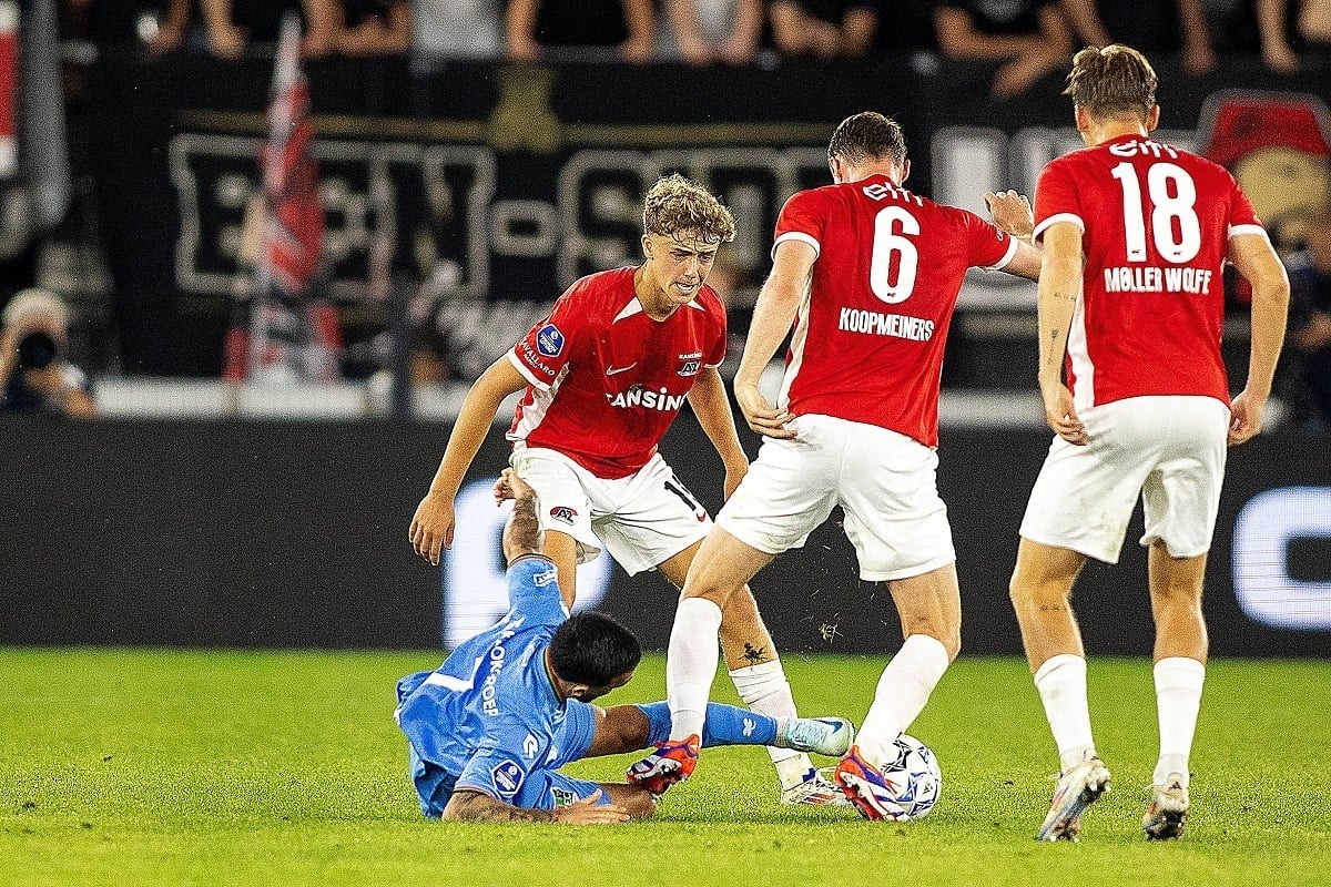 Nhận định soi kèo AZ vs Groningen lúc 19h30 ngày 10/8/2025 nhan-dinh-soi-keo-az-vs-groningen-luc-19h30-ngay-10-8-2025-1