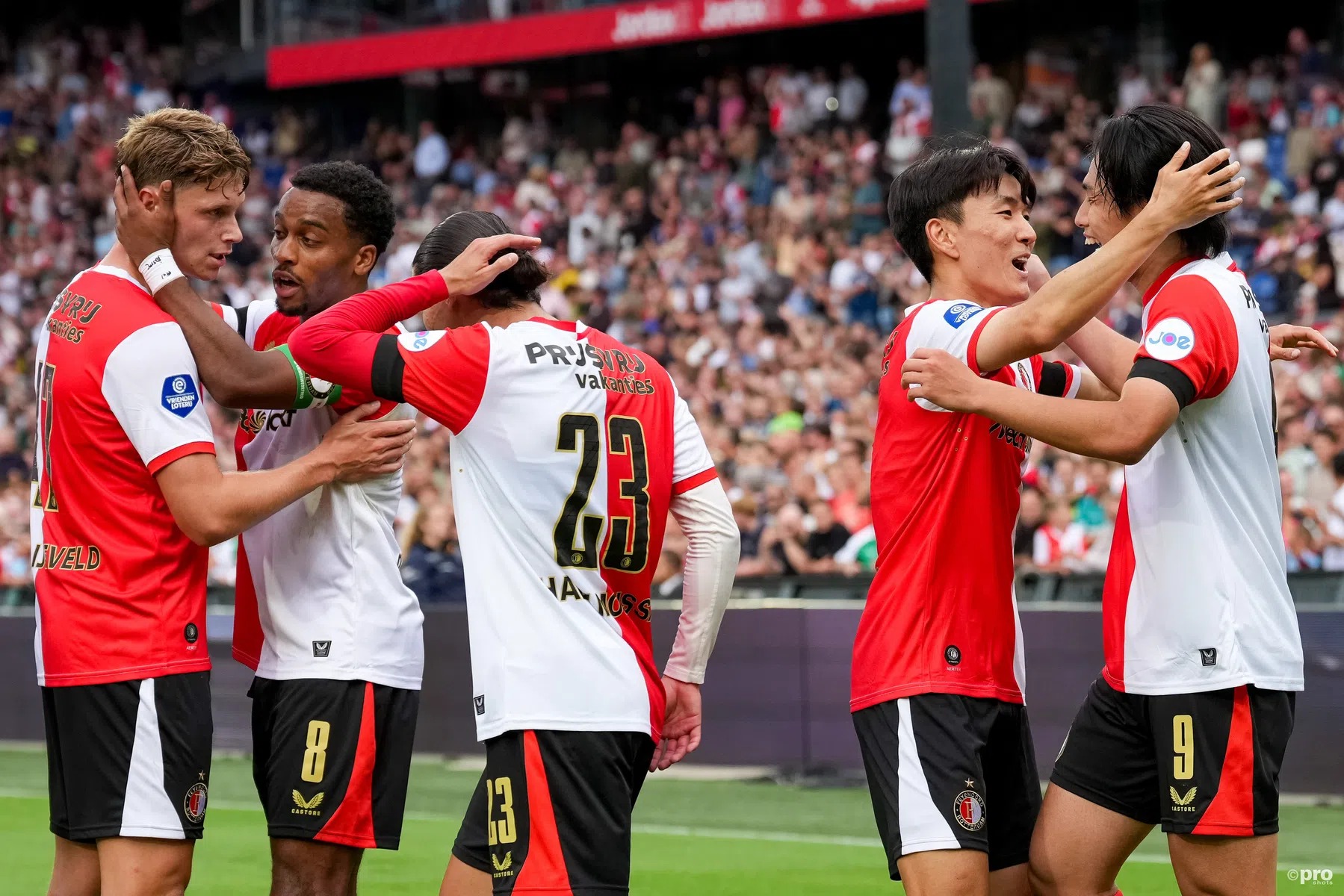 Nhận định soi kèo Feyenoord vs Fenerbahce lúc 02h00 ngày 7/8/2025 nhan-dinh-soi-keo-feyenoord-vs-fenerbahce-luc-02h00-ngay-7-8-2025-1