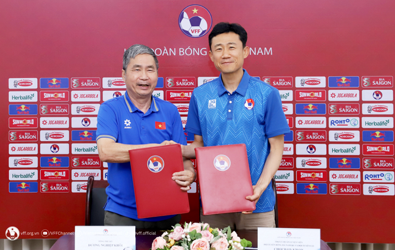 chia-tay-tuyen-viet-nam-hlv-choi-won-kwon-chua-biet-mui-chien-thang-cung-thanh-hoa