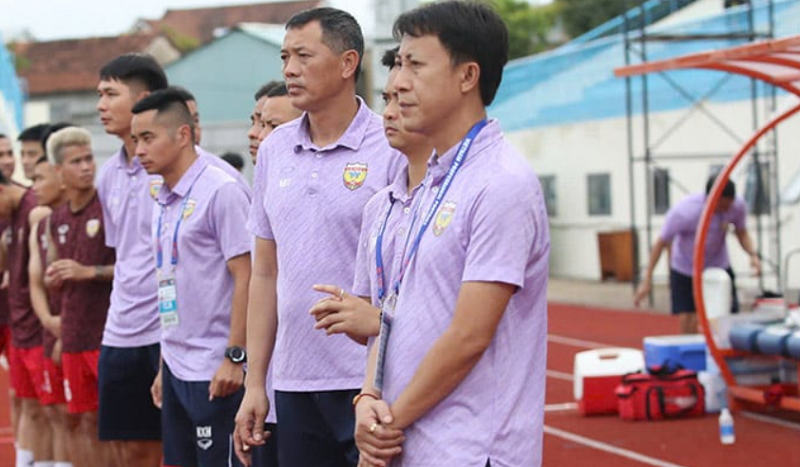 hlv-que-nghe-an-bat-ngo-duoc-chon-lam-pho-tuong-tai-u23-viet-nam