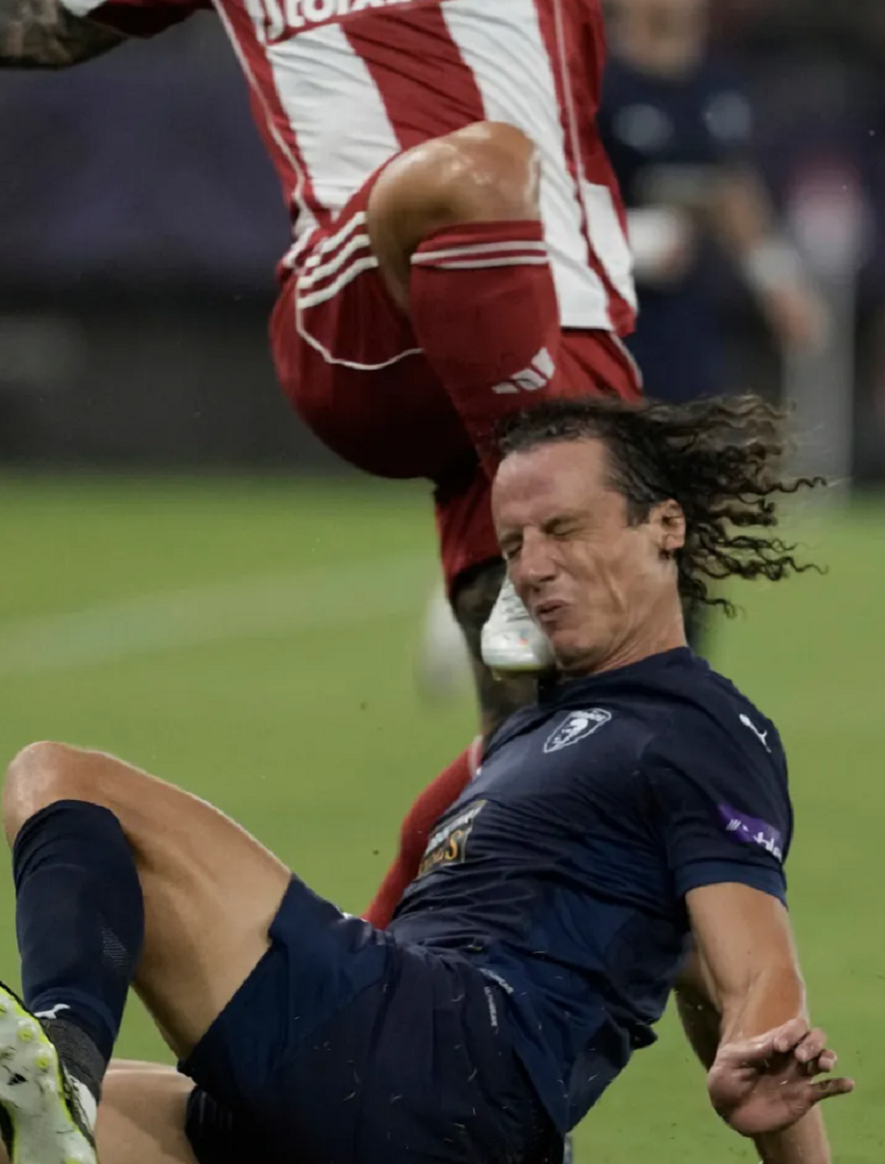 ngay-tro-lai-buon-cua-david-luiz-tai-champions-league