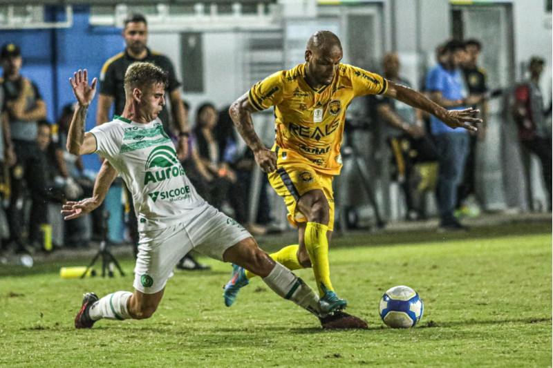 nhan-dinh-soi-keo-amazonas-vs-chapecoense-luc-7h30-ngay-30-9-2025