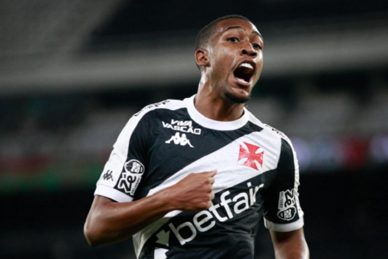 arsenal-nham-rayan-ngoi-sao-19-tuoi-dang-gay-sot-tai
