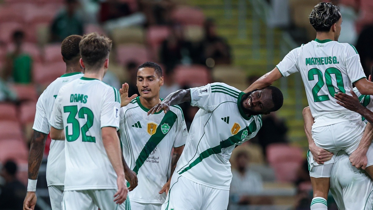 nhan-dinh-soi-keo-al-batin-vs-al-ahli-luc-01h00-ngay-28-10-2025-1
