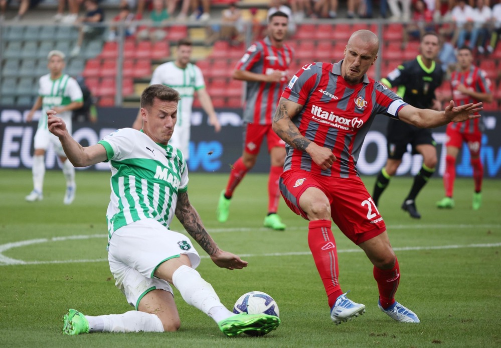 nhan-dinh-soi-keo-cremonese-vs-udinese-luc-01h45-ngay-21-10-2025-1