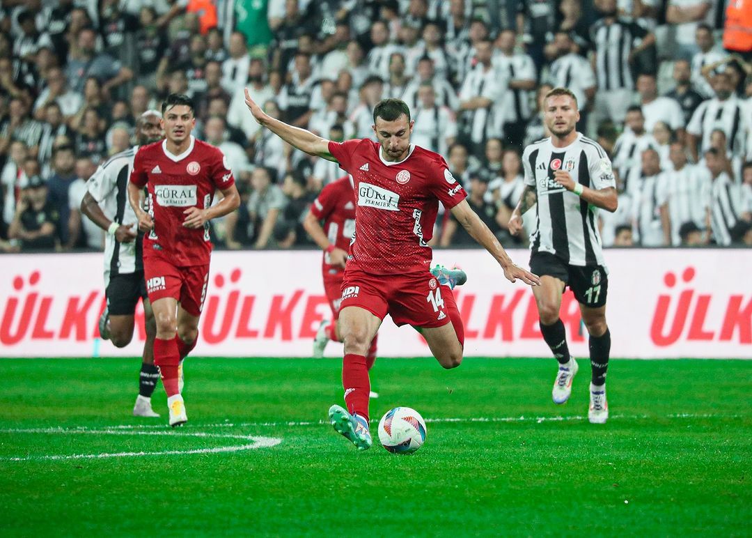 nhan-dinh-soi-keo-eyupspor-vs-antalyaspor-luc-0h00-ngay-4-11-2025