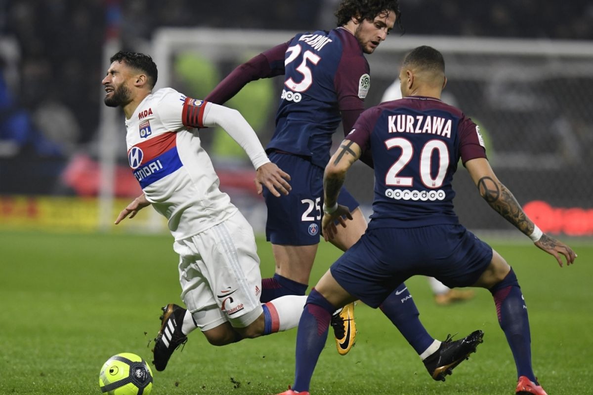 Nhận định soi kèo Lyon vs PSG lúc 02h45 ngày 10/11/2025 nhan-dinh-soi-keo-lyon-vs-psg-luc-02h45-ngay-10-11-2025-1