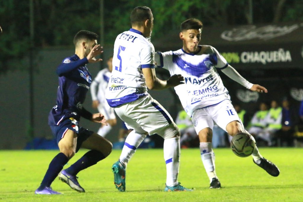 nhan-dinh-soi-keo-nacional-vs-sportivo-ameliano-5h30-ngay-21-11-2025