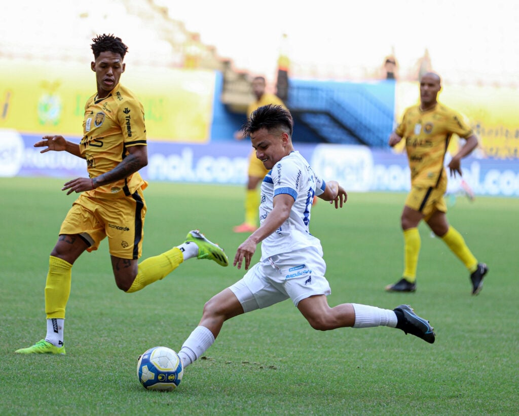 nhan-dinh-soi-keo-paysandu-vs-amazonas-luc-6h00-ngay-15-11-2025