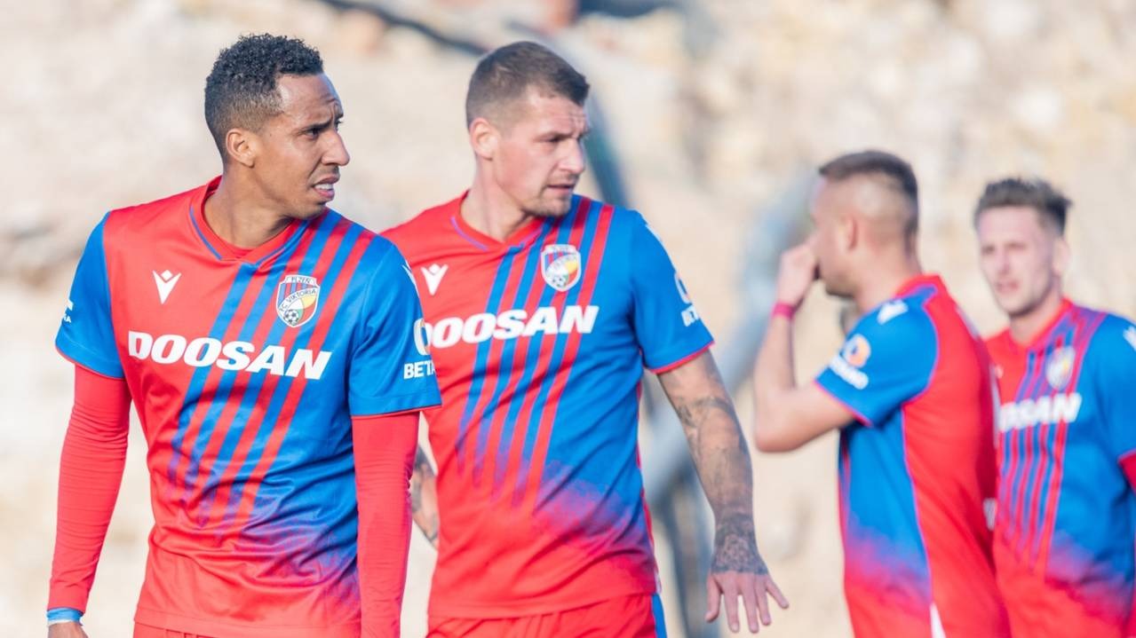Nhận định soi kèo Vikroria Plzen vs Freiburg lúc 00h45 ngày 28/11/2025 nhan-dinh-soi-keo-vikroria-plzen-vs-freiburg-luc-00h45-ngay-28-11-2025-1