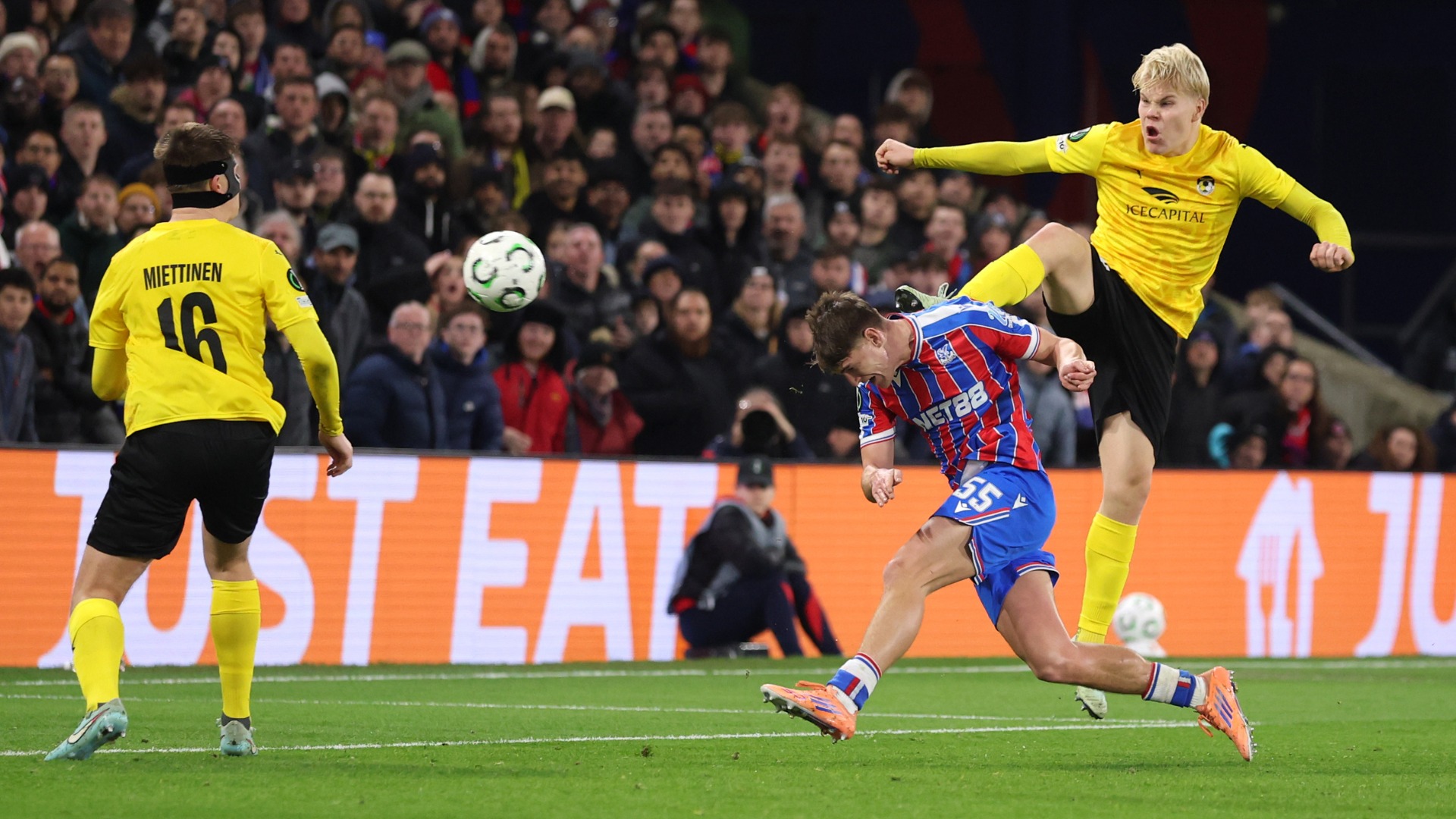 Nhận định soi kèo Emmen vs Cambuur lúc 02h00 ngày 28/1/2026 nhan-dinh-soi-keo-emmen-vs-cambuur-luc-02h00-ngay-28-1-2026-1