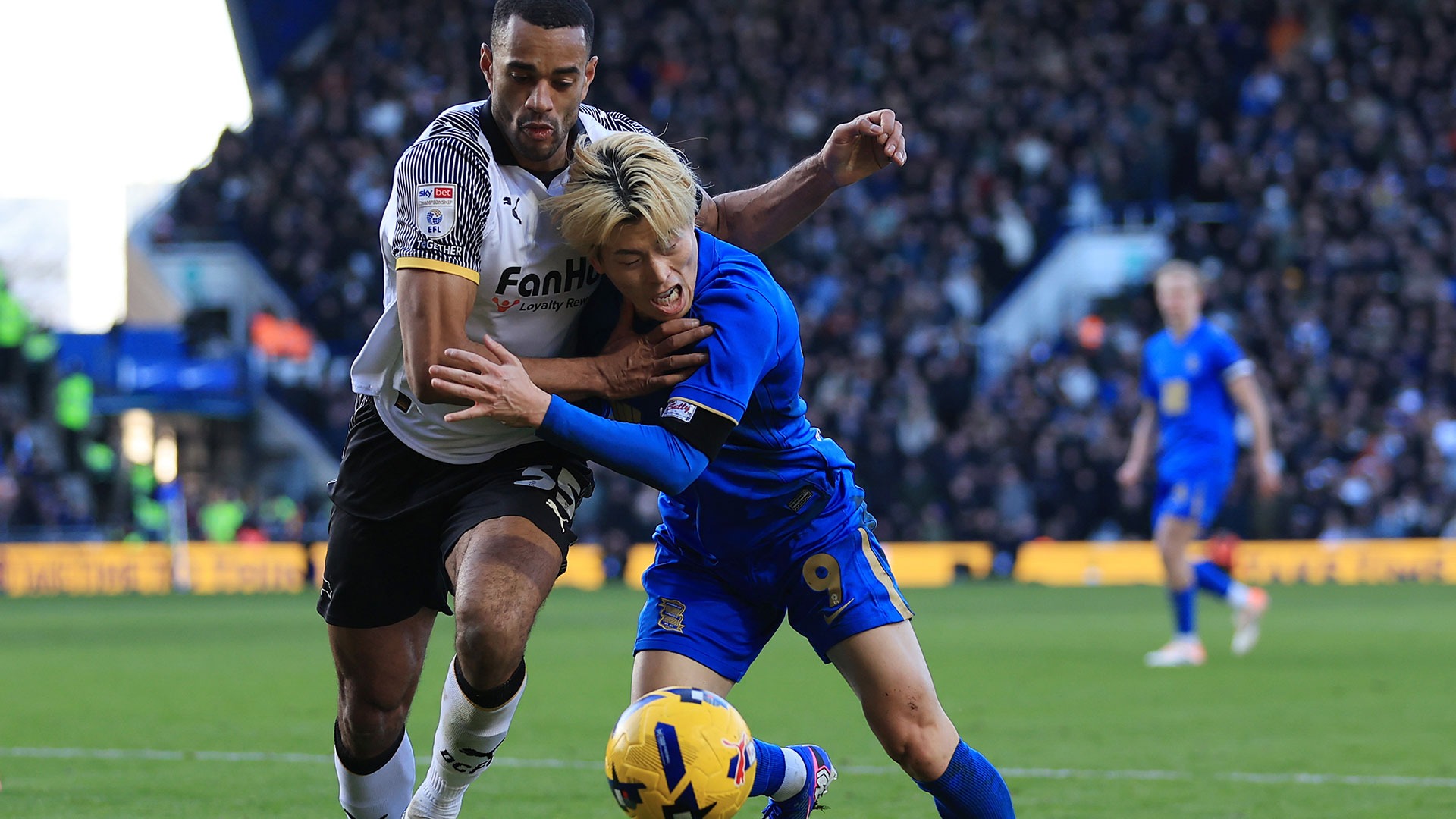 Nhận định soi kèo Birmingham vs Leeds lúc 19h00 ngày 15/2/2026 nhan-dinh-soi-keo-birmingham-vs-leeds-luc-19h00-ngay-15-2-2026-1