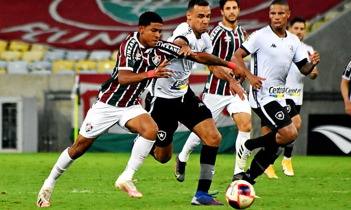 Nhận định soi kèo Fluminense vs Botafogo lúc 05h30 ngày 13/2/2025 nhan-dinh-soi-keo-fluminense-vs-botafogo-luc-05h30-ngay-13-2-2025-1