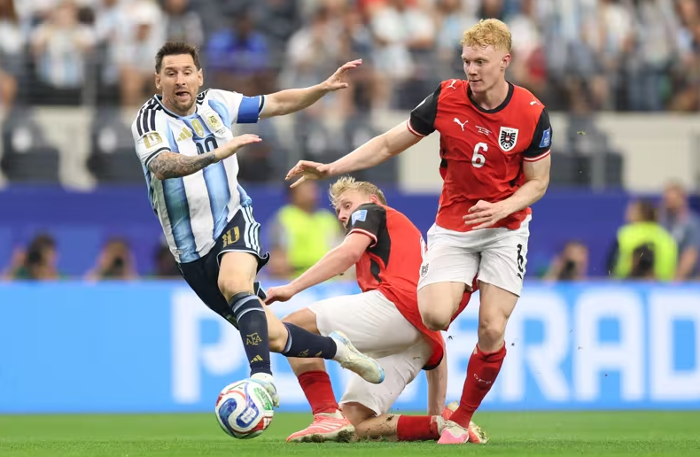 Argentina vs Áo (00:00 – 23/06)