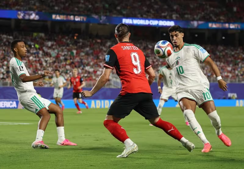 Algeria vs Áo (09:00 – 28/06) | Xem lại trận đấu